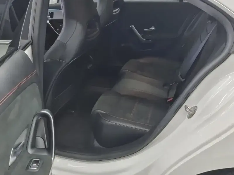 2021 Mercedes-Benz CLA с пробегом 56 180 км