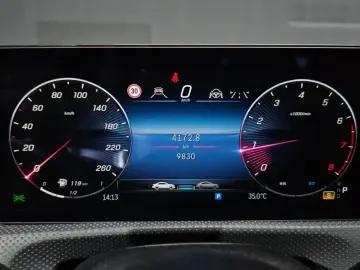 2024 Mercedes-Benz CLA с пробегом 9 830 км