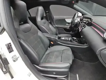 2024 Mercedes-Benz CLA с пробегом 9 830 км