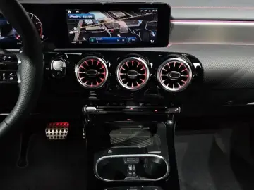 2024 Mercedes-Benz CLA с пробегом 9 830 км