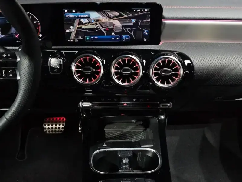 2024 Mercedes-Benz CLA с пробегом 9 830 км