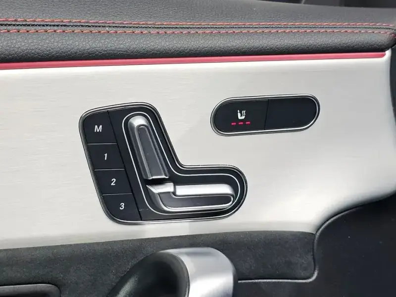 2024 Mercedes-Benz CLA с пробегом 9 830 км