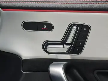 2024 Mercedes-Benz CLA с пробегом 9 830 км