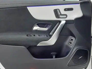 2025 Mercedes-Benz CLA с пробегом 21 км