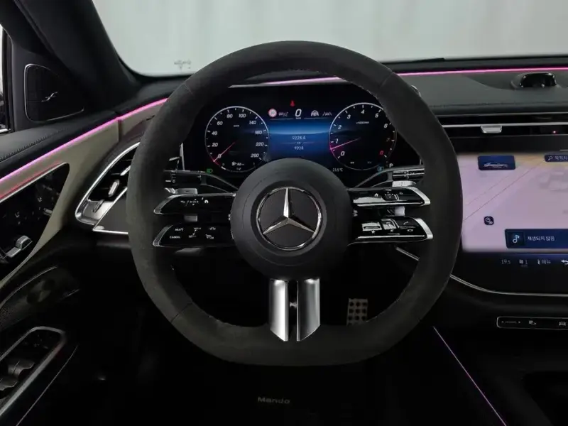2025 Mercedes-Benz E-Класс с пробегом 9 228 км