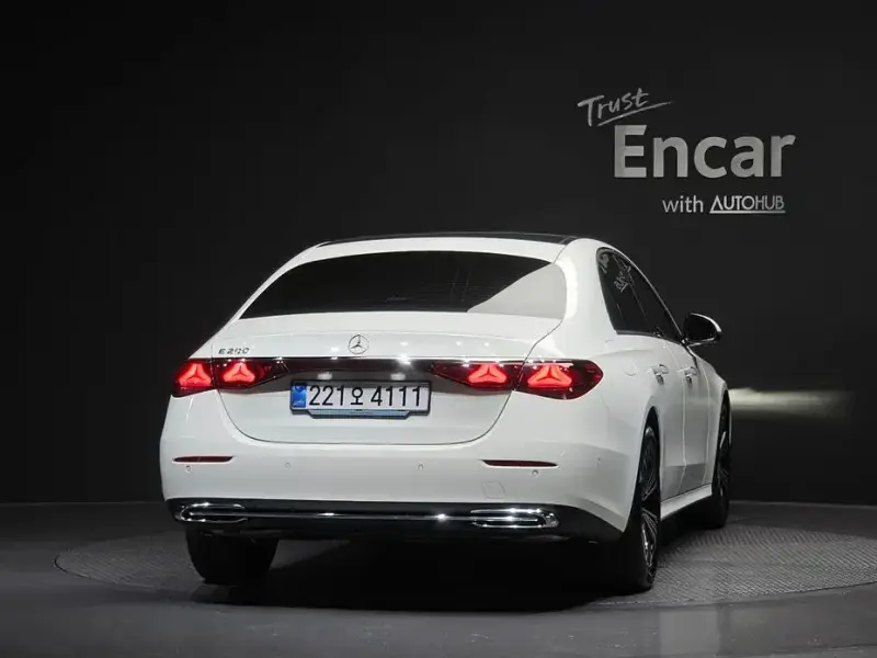 2025 Mercedes-Benz E-Класс с пробегом 14 682 км