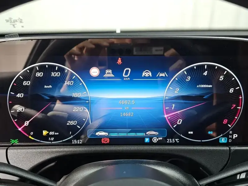 2025 Mercedes-Benz E-Класс с пробегом 14 682 км