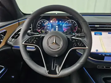 2025 Mercedes-Benz E-Класс с пробегом 14 682 км