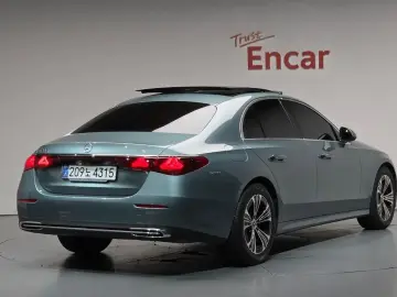 2025 Mercedes-Benz E-Класс с пробегом 8 888 км