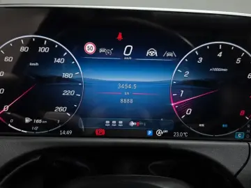 2025 Mercedes-Benz E-Класс с пробегом 8 888 км