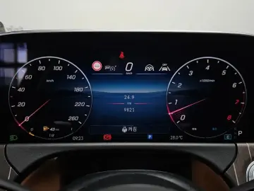 2024 Mercedes-Benz E-Класс с пробегом 9 821 км