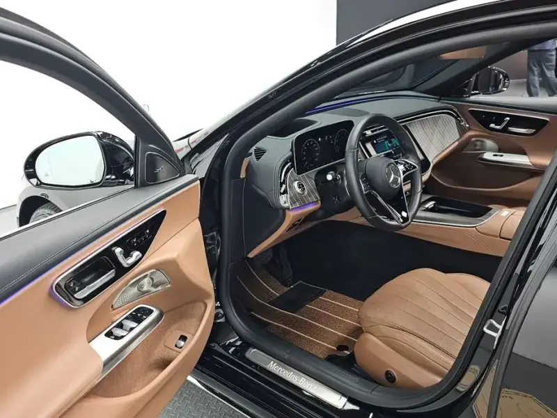 2024 Mercedes-Benz E-Класс с пробегом 9 821 км