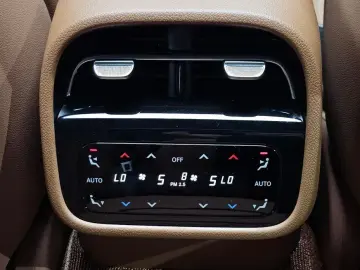 2024 Mercedes-Benz E-Класс с пробегом 9 821 км