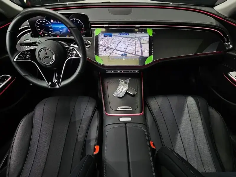 2025 Mercedes-Benz E-Класс с пробегом 4 046 км