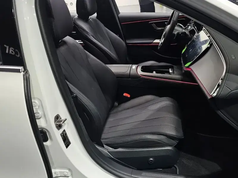 2025 Mercedes-Benz E-Класс с пробегом 4 046 км