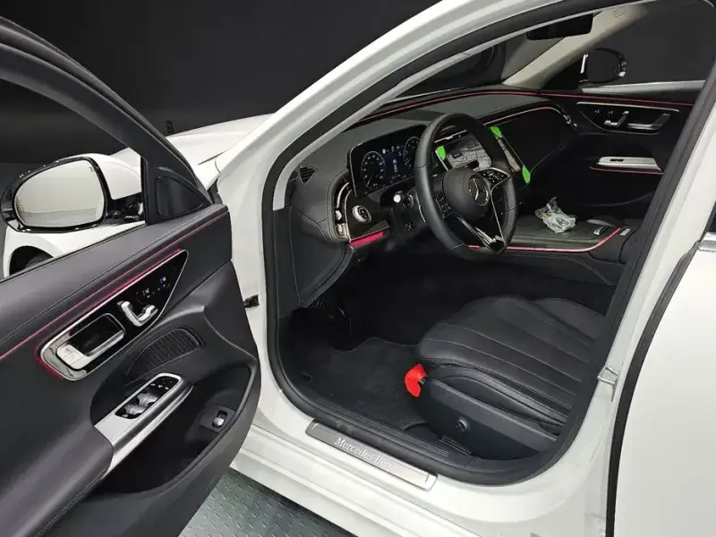 2025 Mercedes-Benz E-Класс с пробегом 4 046 км