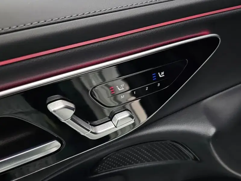 2025 Mercedes-Benz E-Класс с пробегом 4 046 км