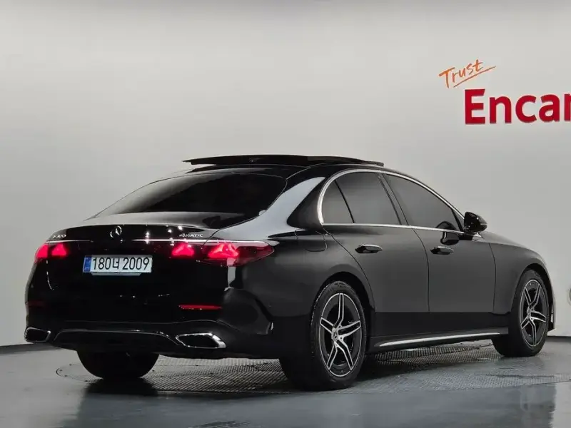 2025 Mercedes-Benz E-Класс с пробегом 6 692 км