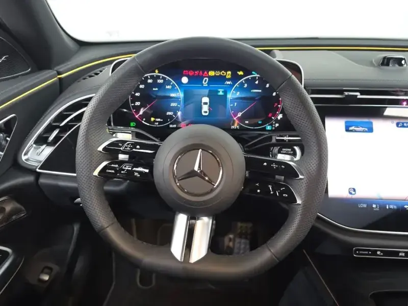 2025 Mercedes-Benz E-Класс с пробегом 6 692 км