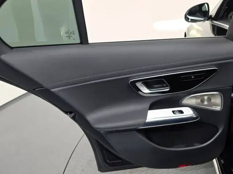 2025 Mercedes-Benz E-Класс с пробегом 6 692 км