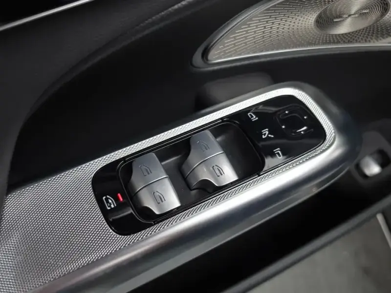 2025 Mercedes-Benz E-Класс с пробегом 6 692 км