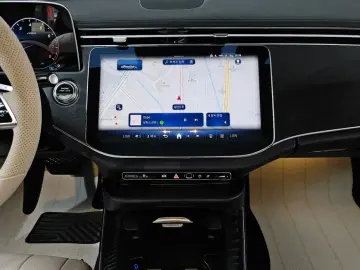 2025 Mercedes-Benz E-Класс с пробегом 3 417 км