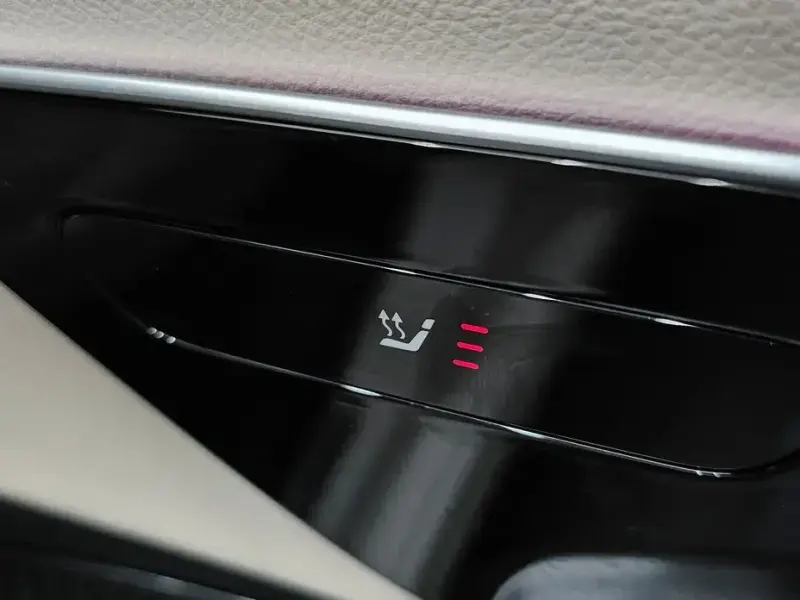 2025 Mercedes-Benz E-Класс с пробегом 3 417 км
