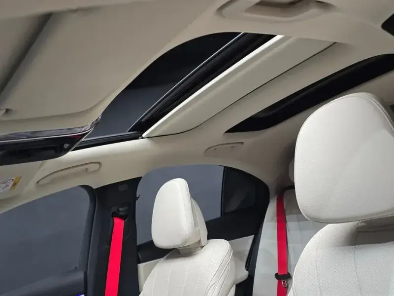 2024 Mercedes-Benz E-Класс с пробегом 15 810 км