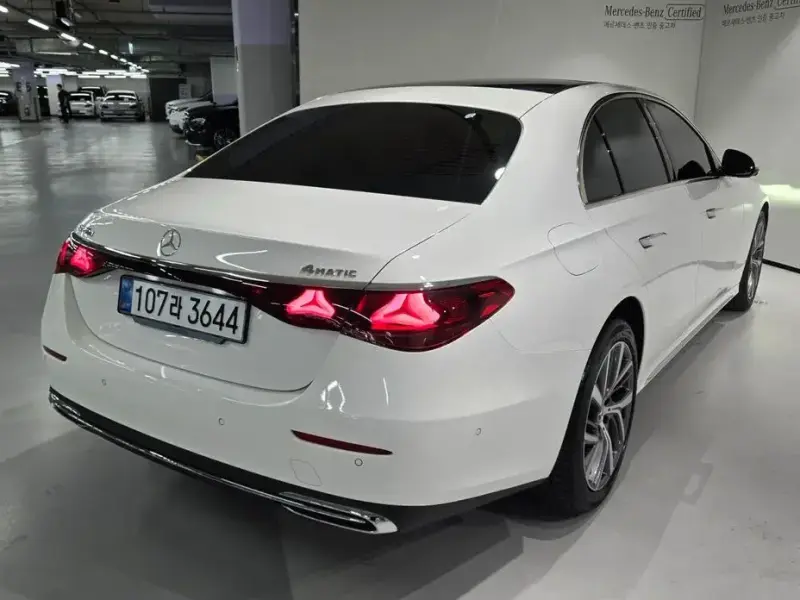 2025 Mercedes-Benz E-Класс с пробегом 9 245 км