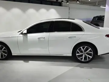 2025 Mercedes-Benz E-Класс с пробегом 9 245 км