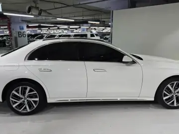2025 Mercedes-Benz E-Класс с пробегом 9 245 км