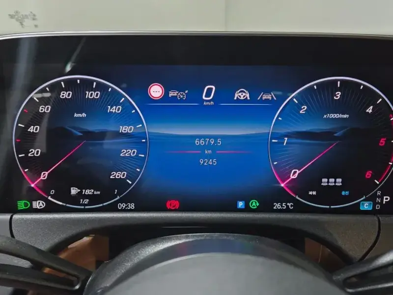 2025 Mercedes-Benz E-Класс с пробегом 9 245 км