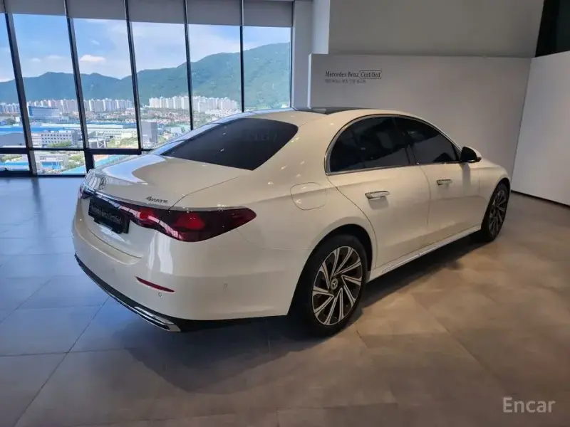 2026 Mercedes-Benz E-Класс с пробегом 3 078 км