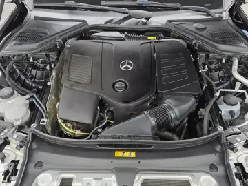 2025 Mercedes-Benz E-Класс с пробегом 17 040 км
