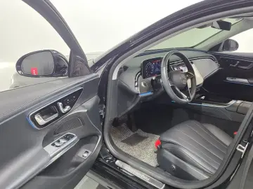 2025 Mercedes-Benz E-Класс с пробегом 17 040 км