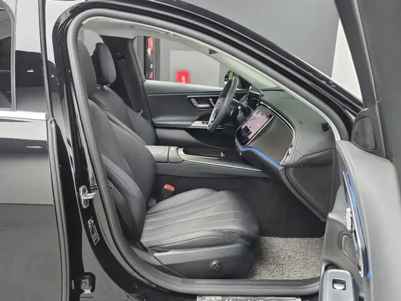 2025 Mercedes-Benz E-Класс с пробегом 17 040 км