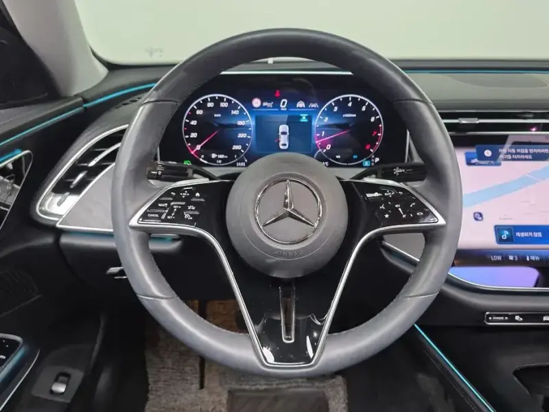 2025 Mercedes-Benz E-Класс с пробегом 17 040 км