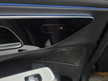 2025 Mercedes-Benz E-Класс с пробегом 17 040 км