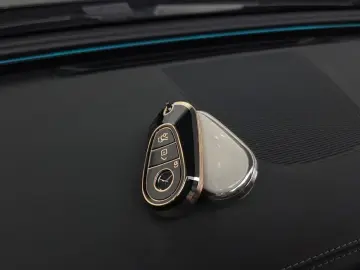 2025 Mercedes-Benz E-Класс с пробегом 17 040 км