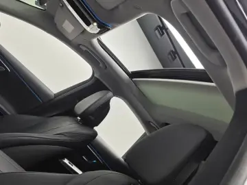 2025 Mercedes-Benz E-Класс с пробегом 17 040 км