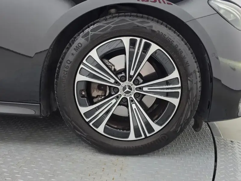2025 Mercedes-Benz E-Класс с пробегом 17 040 км