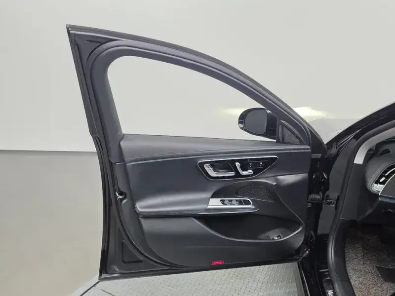 2025 Mercedes-Benz E-Класс с пробегом 17 040 км