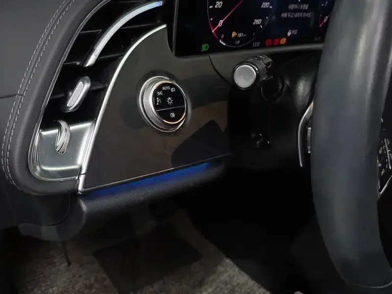 2025 Mercedes-Benz E-Класс с пробегом 17 040 км