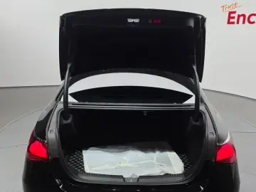 2025 Mercedes-Benz E-Класс с пробегом 17 040 км