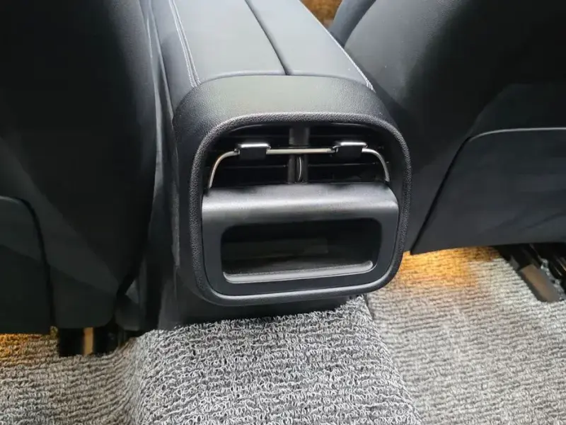 2025 Mercedes-Benz E-Класс с пробегом 17 040 км