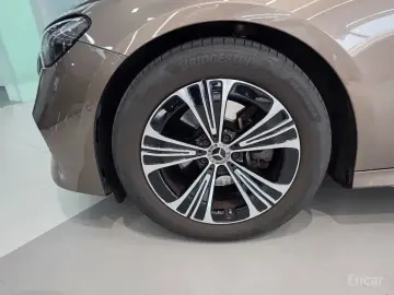 2025 Mercedes-Benz E-Класс с пробегом 21 660 км