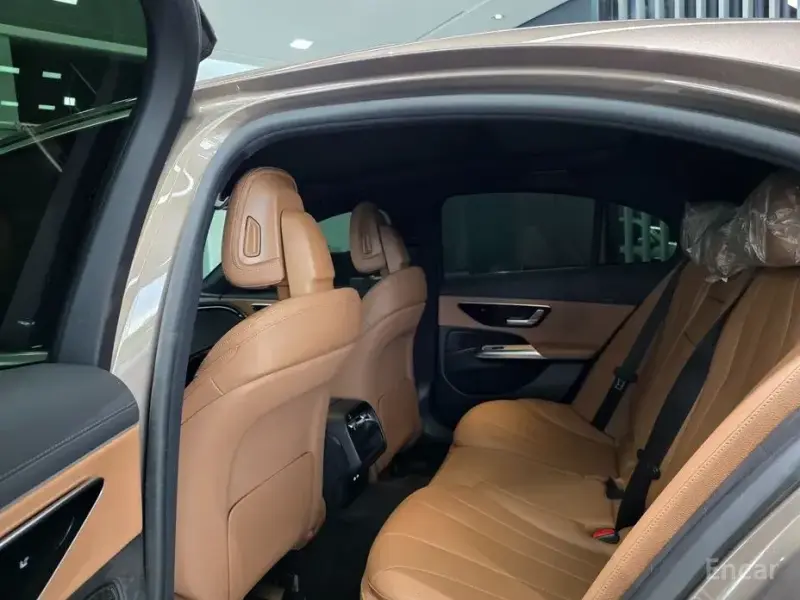2025 Mercedes-Benz E-Класс с пробегом 21 660 км