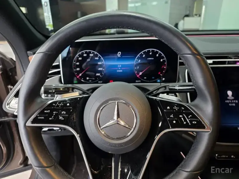 2025 Mercedes-Benz E-Класс с пробегом 21 660 км