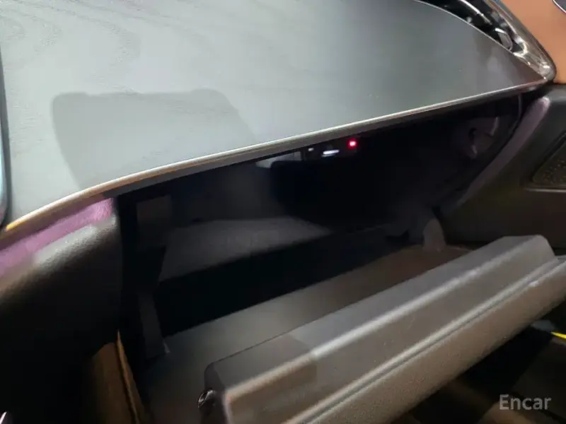 2025 Mercedes-Benz E-Класс с пробегом 21 660 км