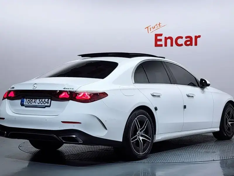 2025 Mercedes-Benz E-Класс с пробегом 7 898 км